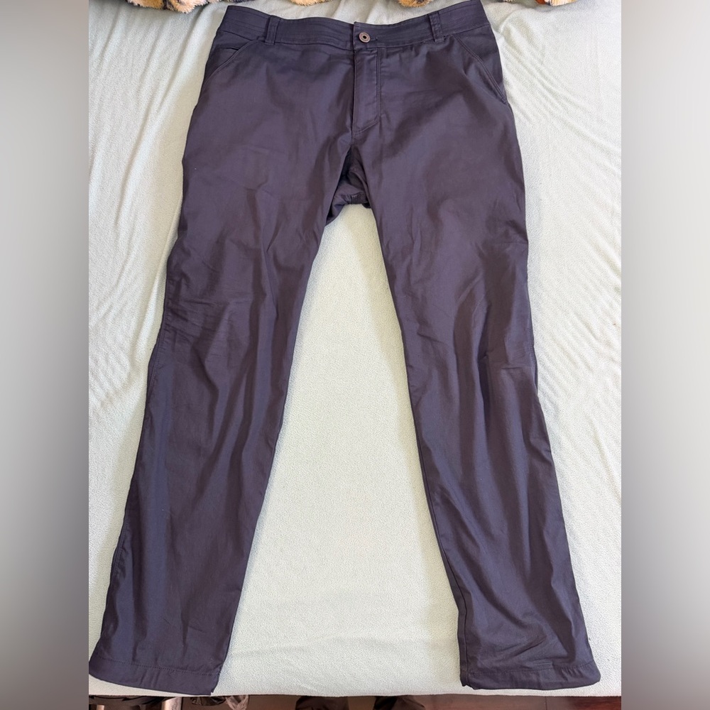 Kuhl resistor lite chino tapered pirate blue pants style 5202 34x32 EUC